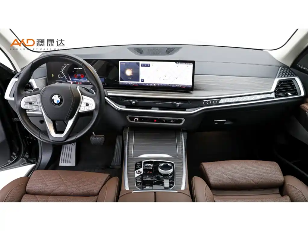 BMW X7 2024 2023 xDrive40i Leading Luxury Package