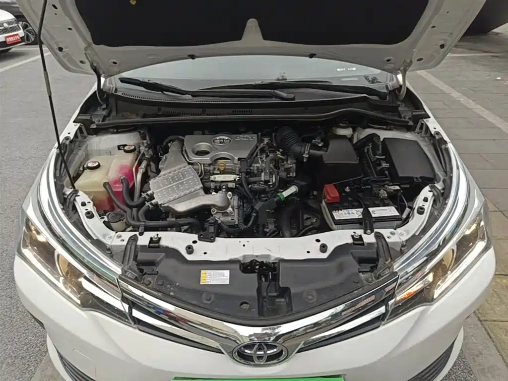 Toyota Corolla 2017 Facelift 1.2T S-CVT GL-i фото 20