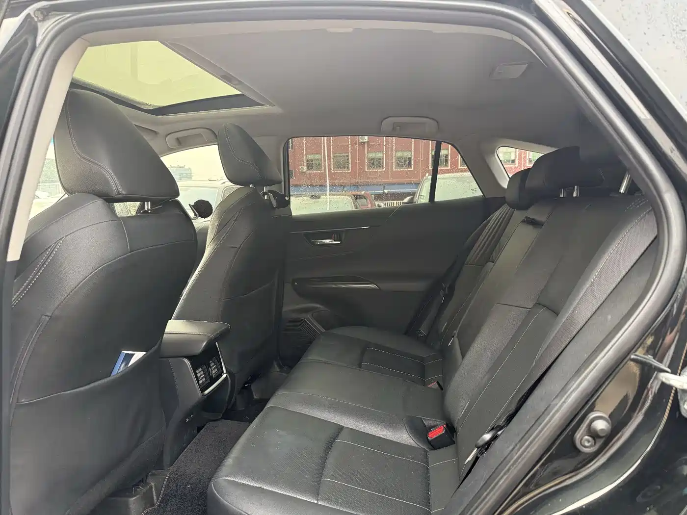 TOYOTA LING FANG HARRIER