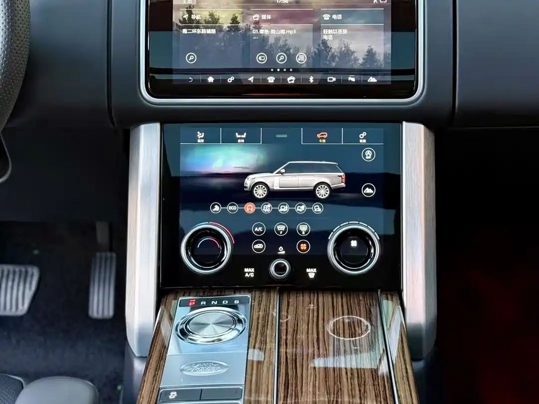 Land Rover Range Rover 2018 3.0 SC V6 Vogue Heritage Extended Edition фото 6