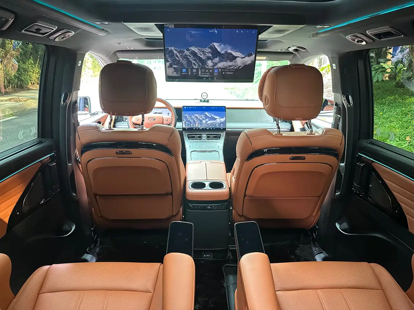 GAC Trumpchi Trumpchi Xiangwang M8 2026 2026 QianKun Max Luxury Cabin