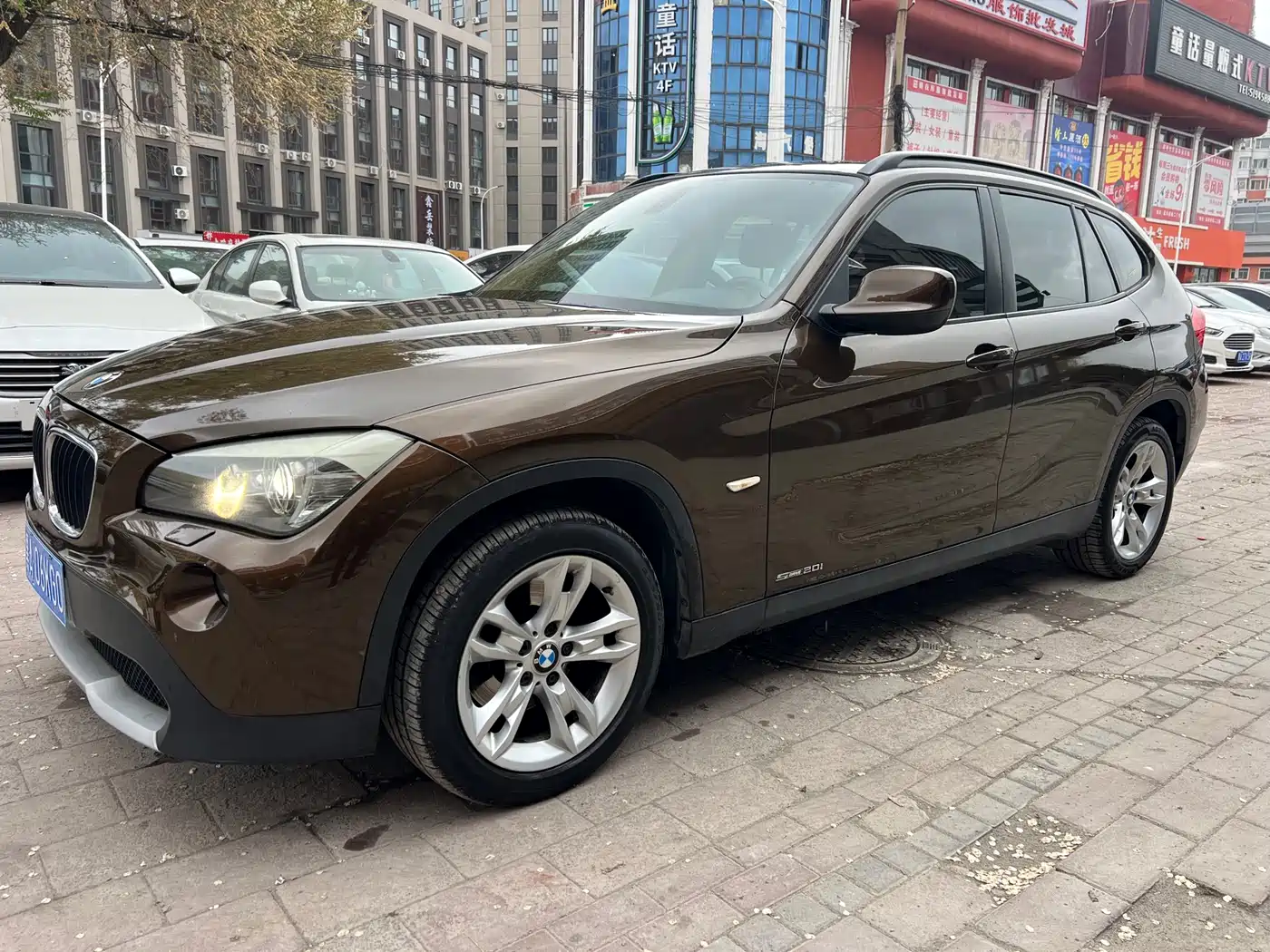 BMW X1 2012 2012 sDrive20i Leading Model