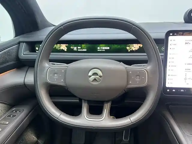 NIO ES8 2025 2025 Model 6-Seat Executive Luxury Edition
