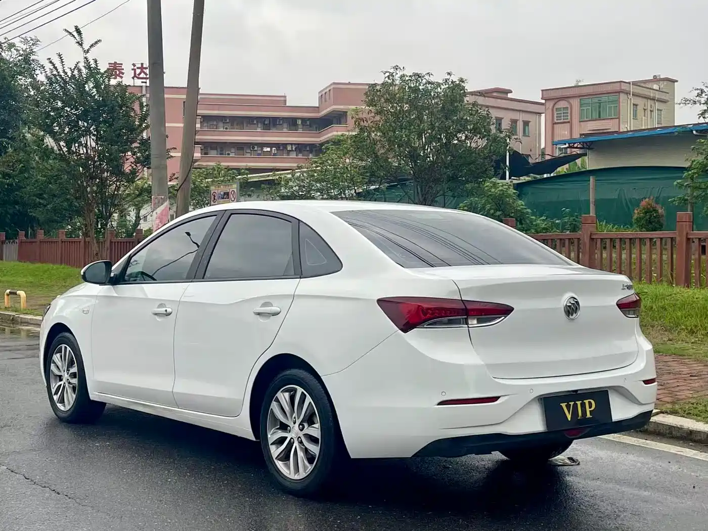 Buick Excelle 2021 Facelift 1.3T Auto Mild Hybrid Elite фото 9