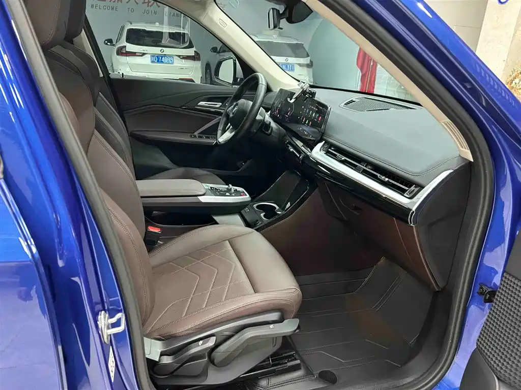 BMW X1 2023 sDrive20Li X Design Package фото 13