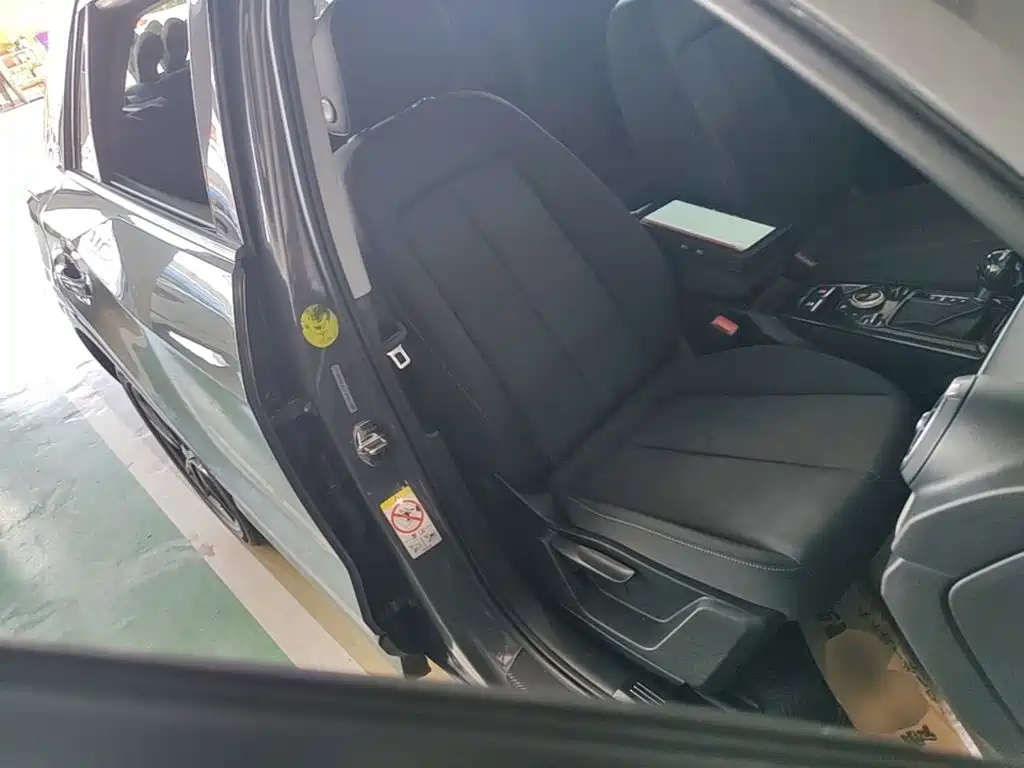 Фото 25 - Audi Q2L