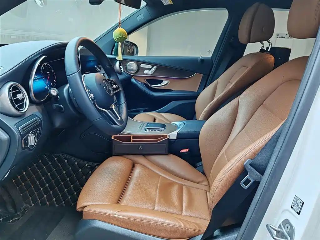 Mercedes-Benz GLC 2020 Facelift GLC 300 L 4MATIC Dynamic фото 12
