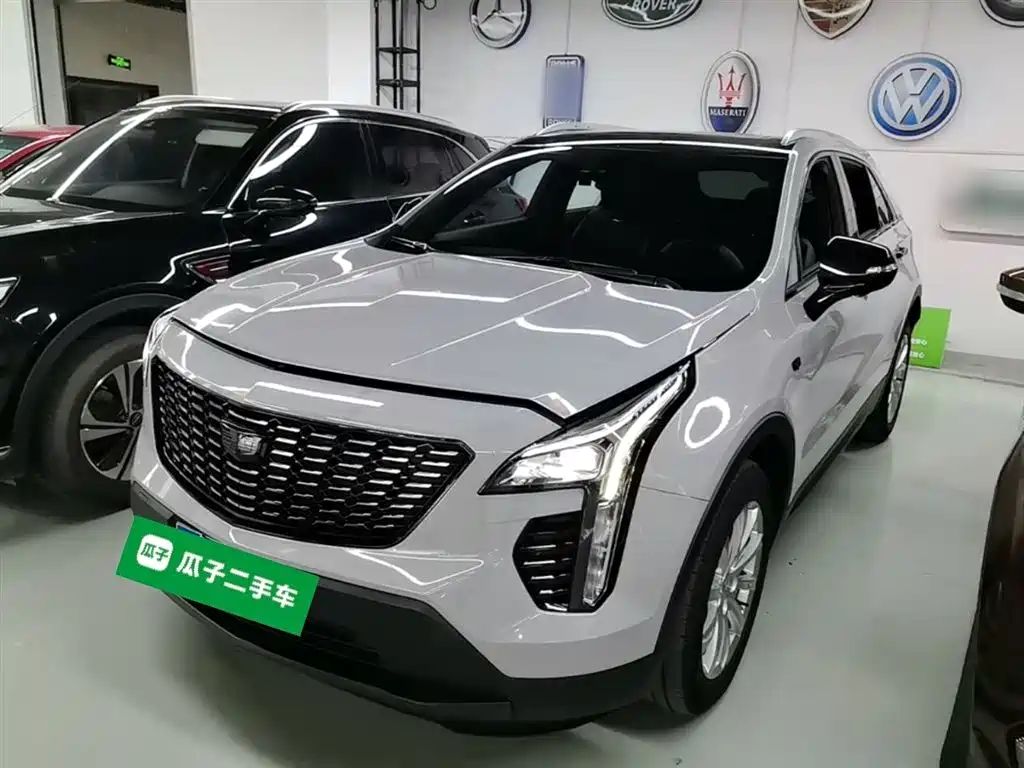 Cadillac XT4 2022 28T FWD Style фото 2