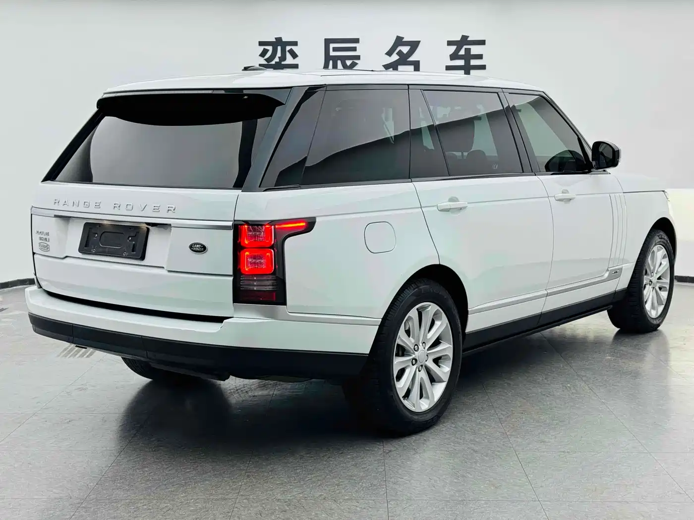 Land Rover Range Rover 2016 3.0 SC V6 Vogue LWB фото 6