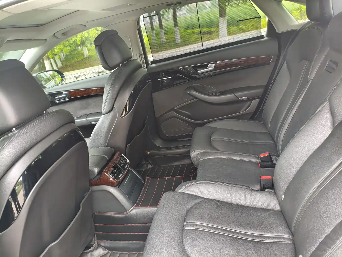 Audi A8 2011 A8L 3.0 TFSI quattro Comfort (245kW) фото 8