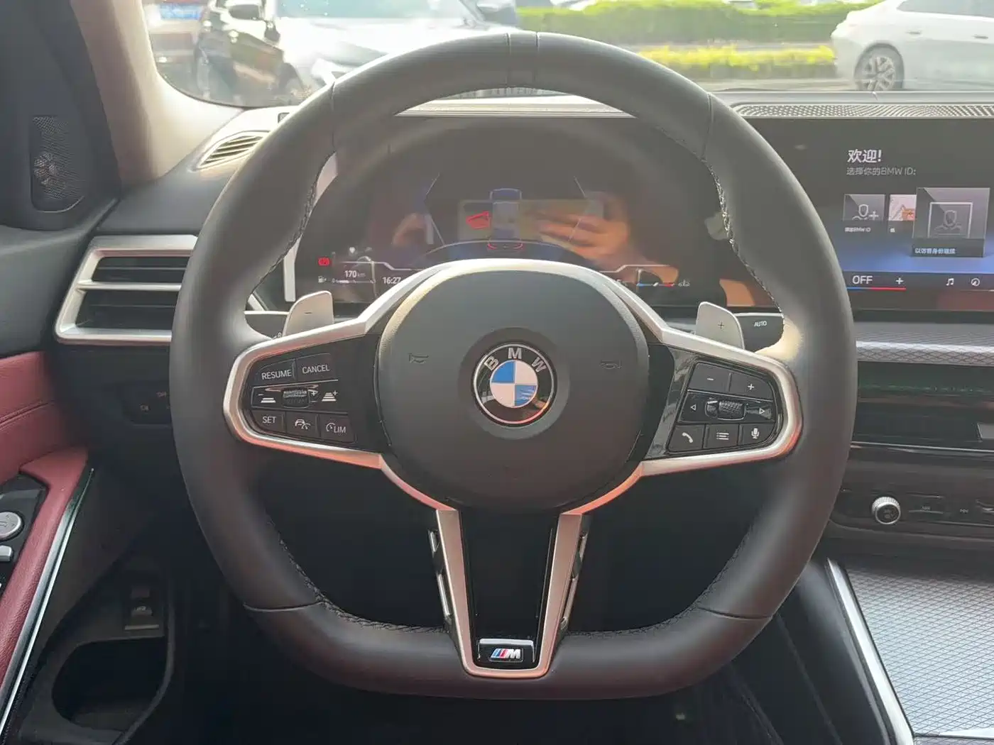 BMW 3 Series 2025 330Li M Sport Night Edition фото 9