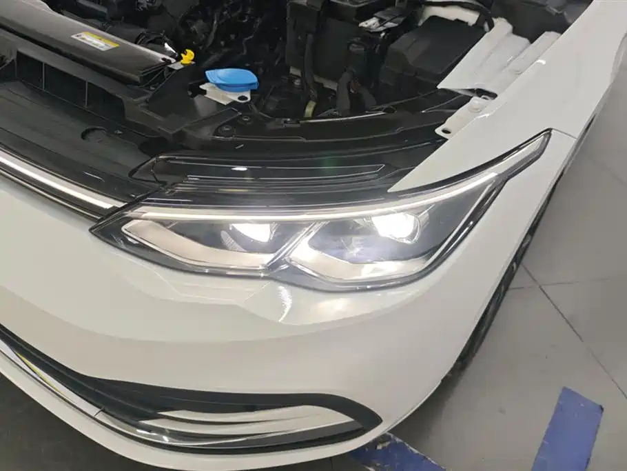 Volkswagen Golf 2023 Facelift 280TSI DSG Pro фото 5