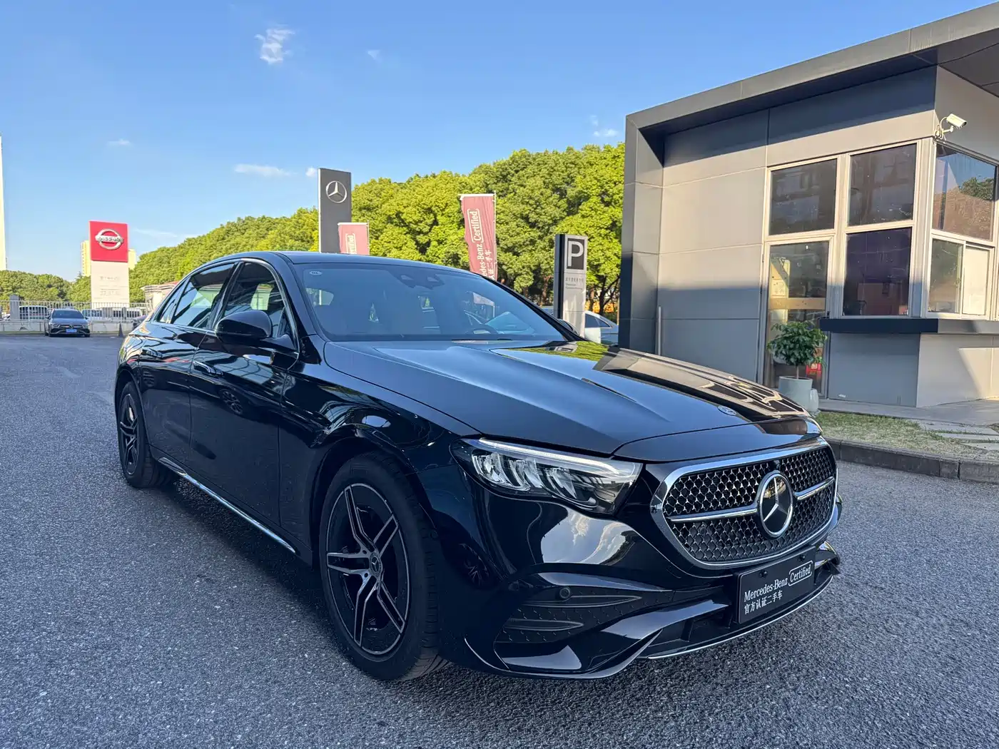 Mercedes-Benz E-Class 2026 2025 E 300 L Luxury Sport