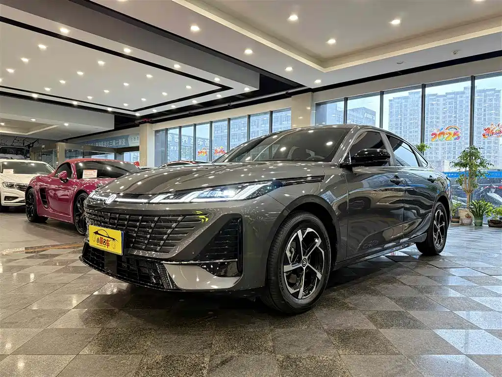 Changan Eado 2025 Blue Whale 1.5T 500Bar Premium