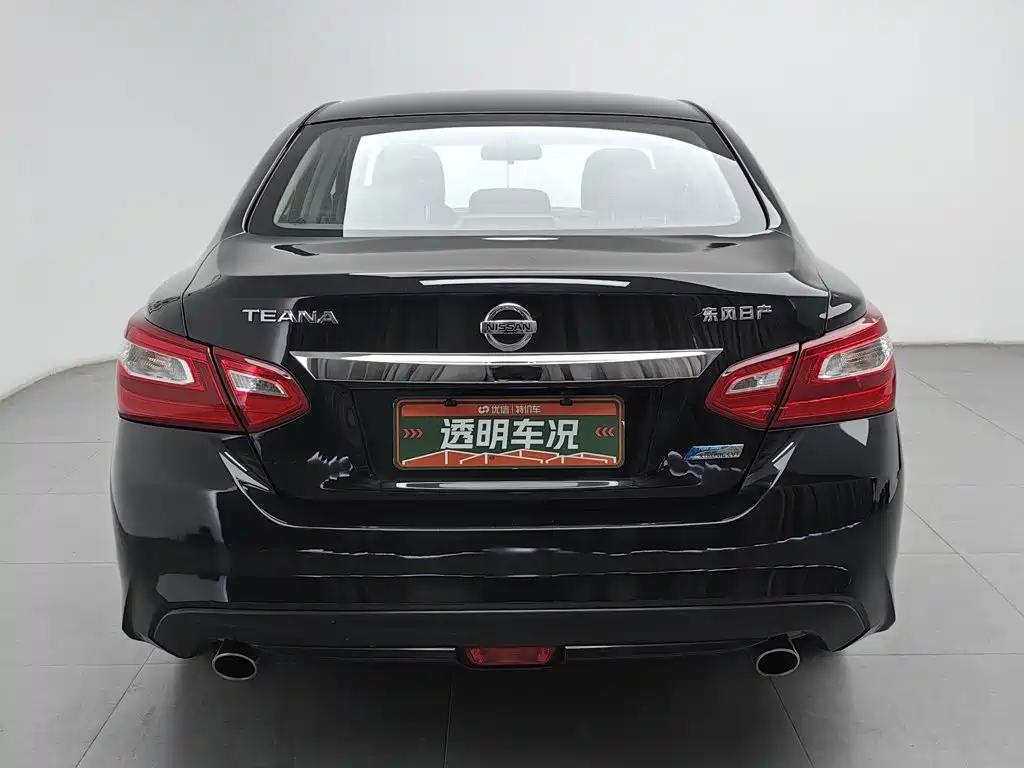 Фото 4 - Nissan Teana