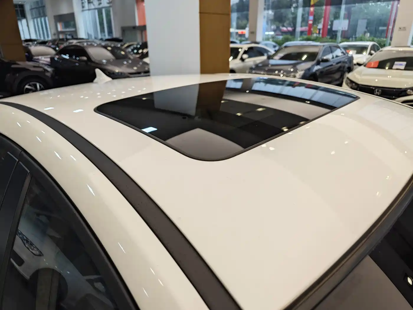 Chevrolet Cruze 2013 Model 1.8L SE AT фото 32