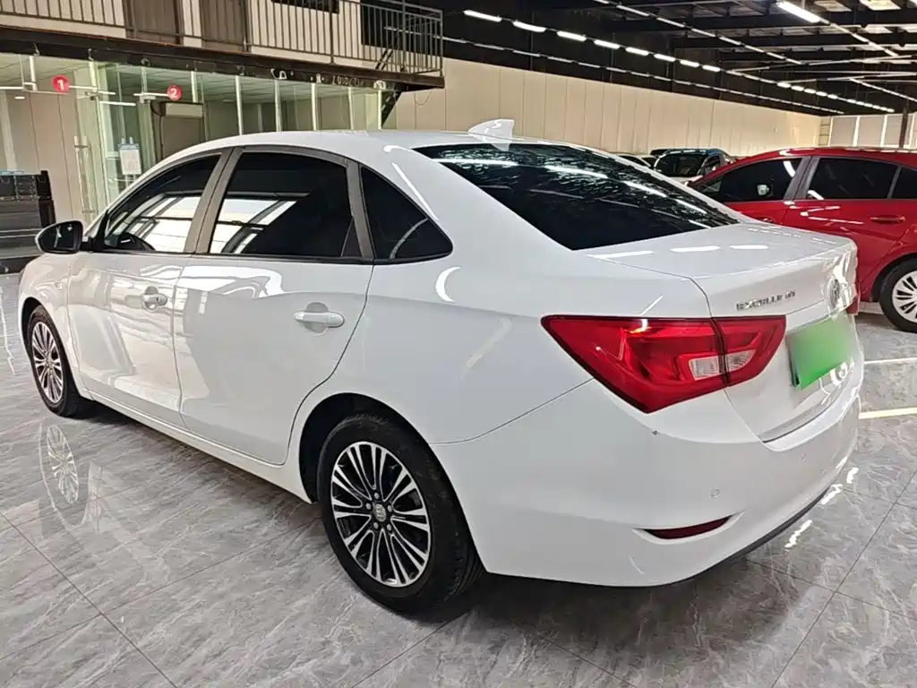 Фото 5 - Buick Excelle