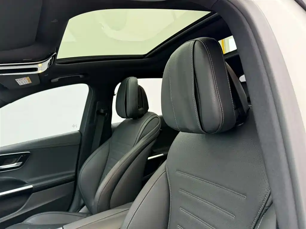 Mercedes-Benz C-Class 2024 Second Facelift C 260 L Sport фото 16