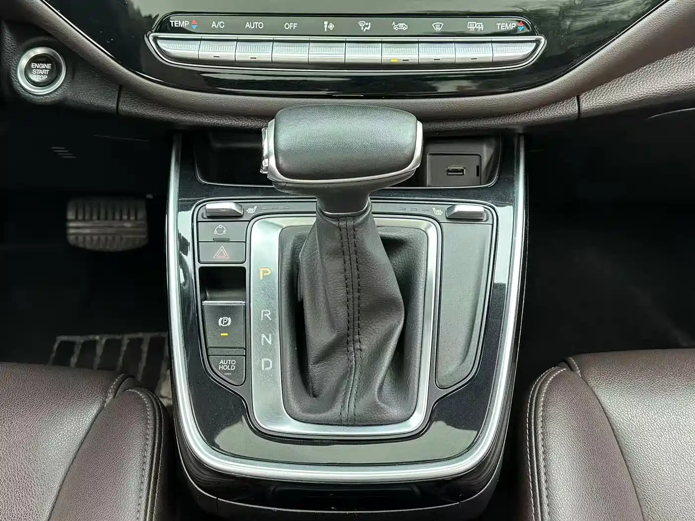 GAC Trumpchi Trumpchi M6 2019 270T Automatic Premium Edition (7-Seater) China V фото 12
