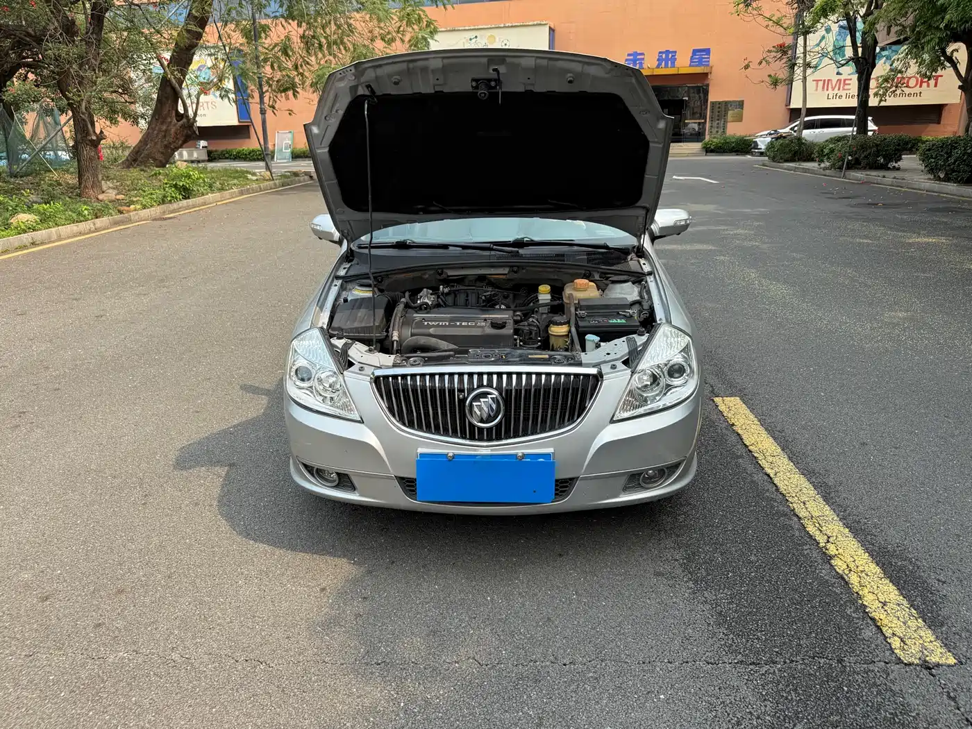 Buick Excelle 2012 2011 1.6LX-AT