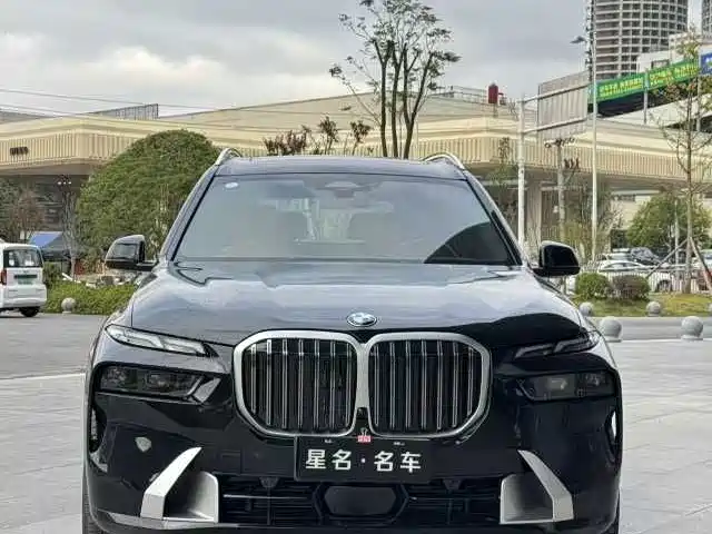 BMW X7 2025 2023 xDrive40i Exclusive Luxury Package