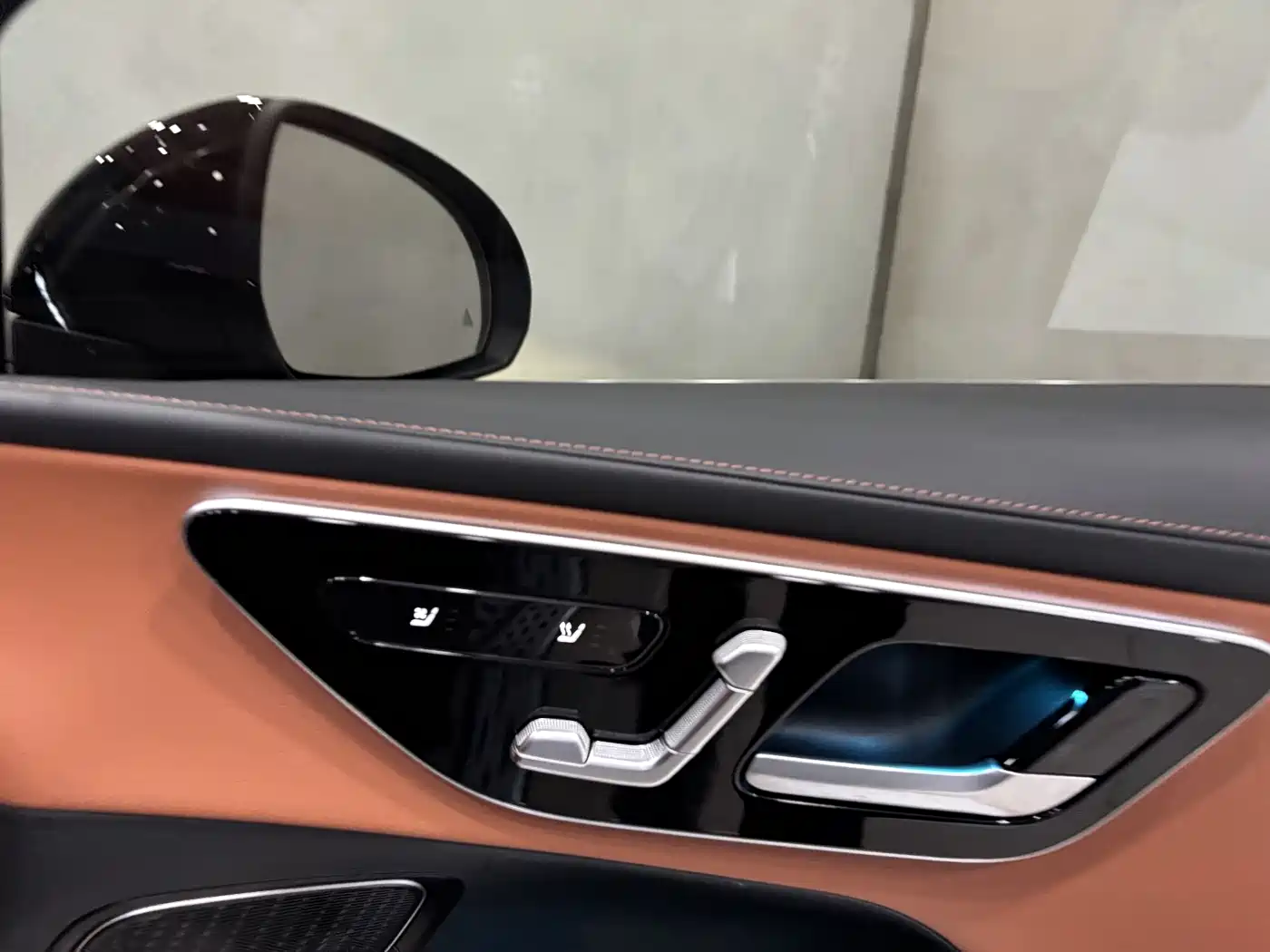 Mercedes-Benz GLC 2025 Facelift GLC 300 L 4MATIC Dynamic 5-seater фото 25