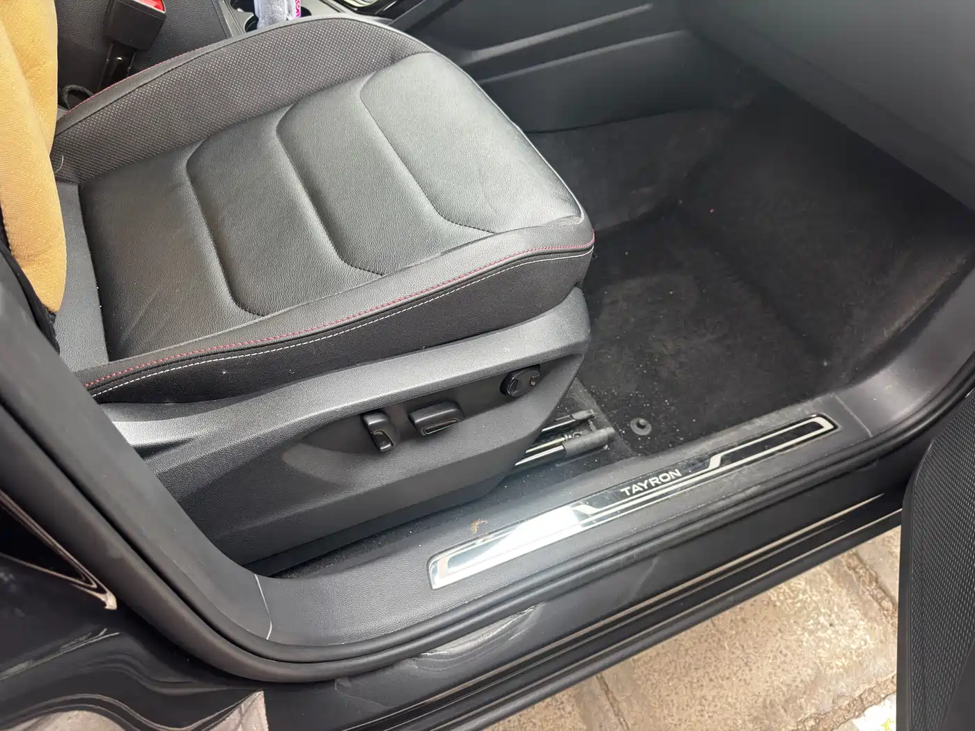 Volkswagen Tayron 2021 280TSI 2WD Luxury Smart Connect фото 5