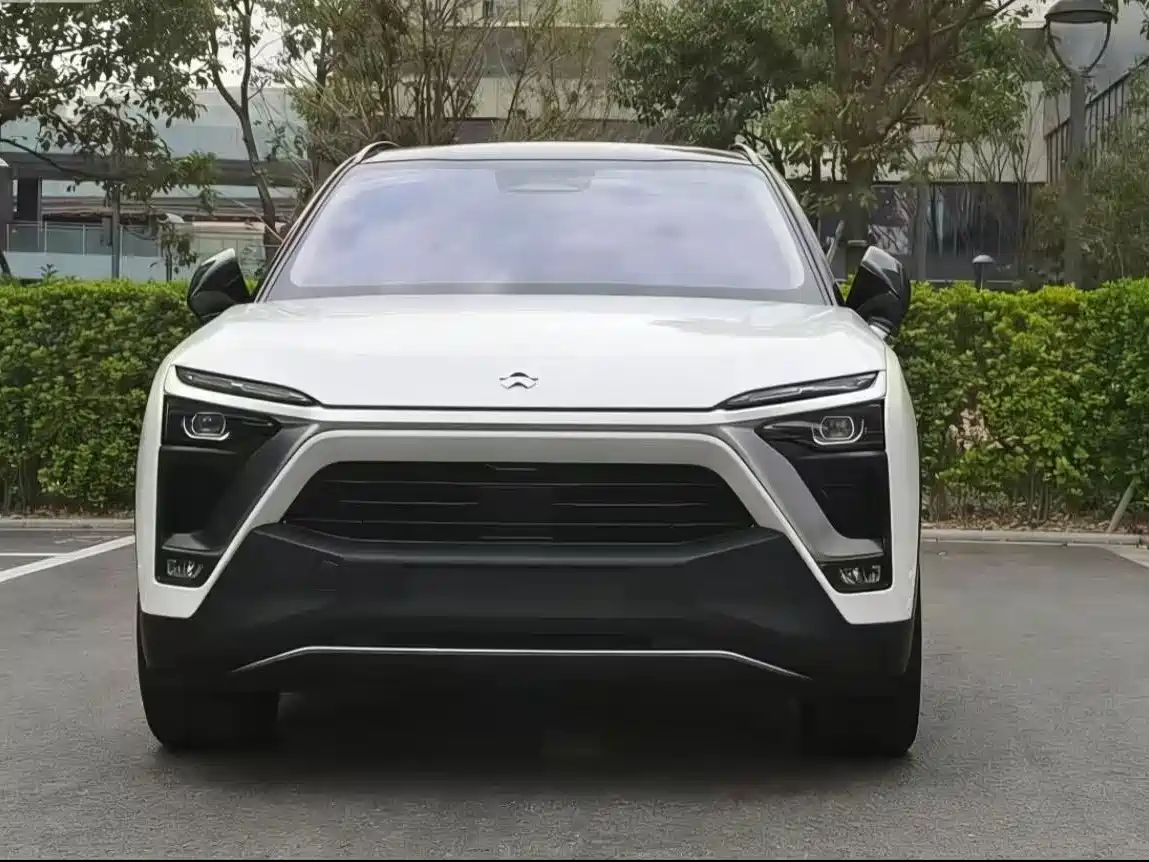 NIO NIO ES8