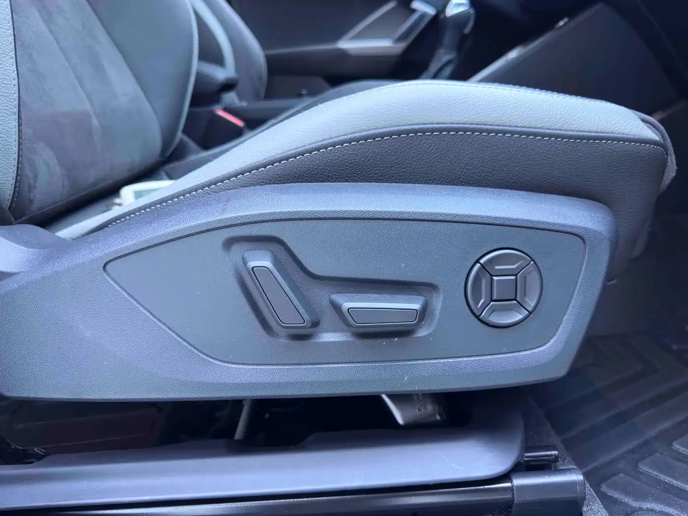 Audi Q3 2023 35 TFSI Fashion Dynamic (1.4T) фото 18