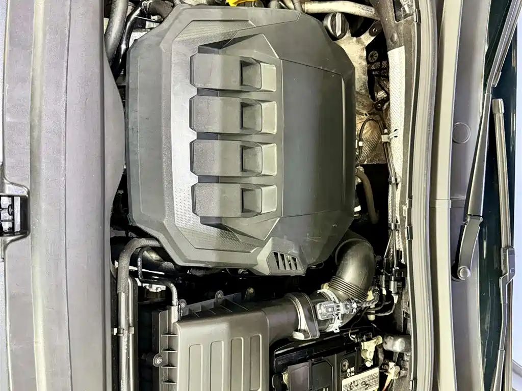 Volkswagen Tiguan L 2021 330TSI Automatic 2WD R-Line Premium фото 12