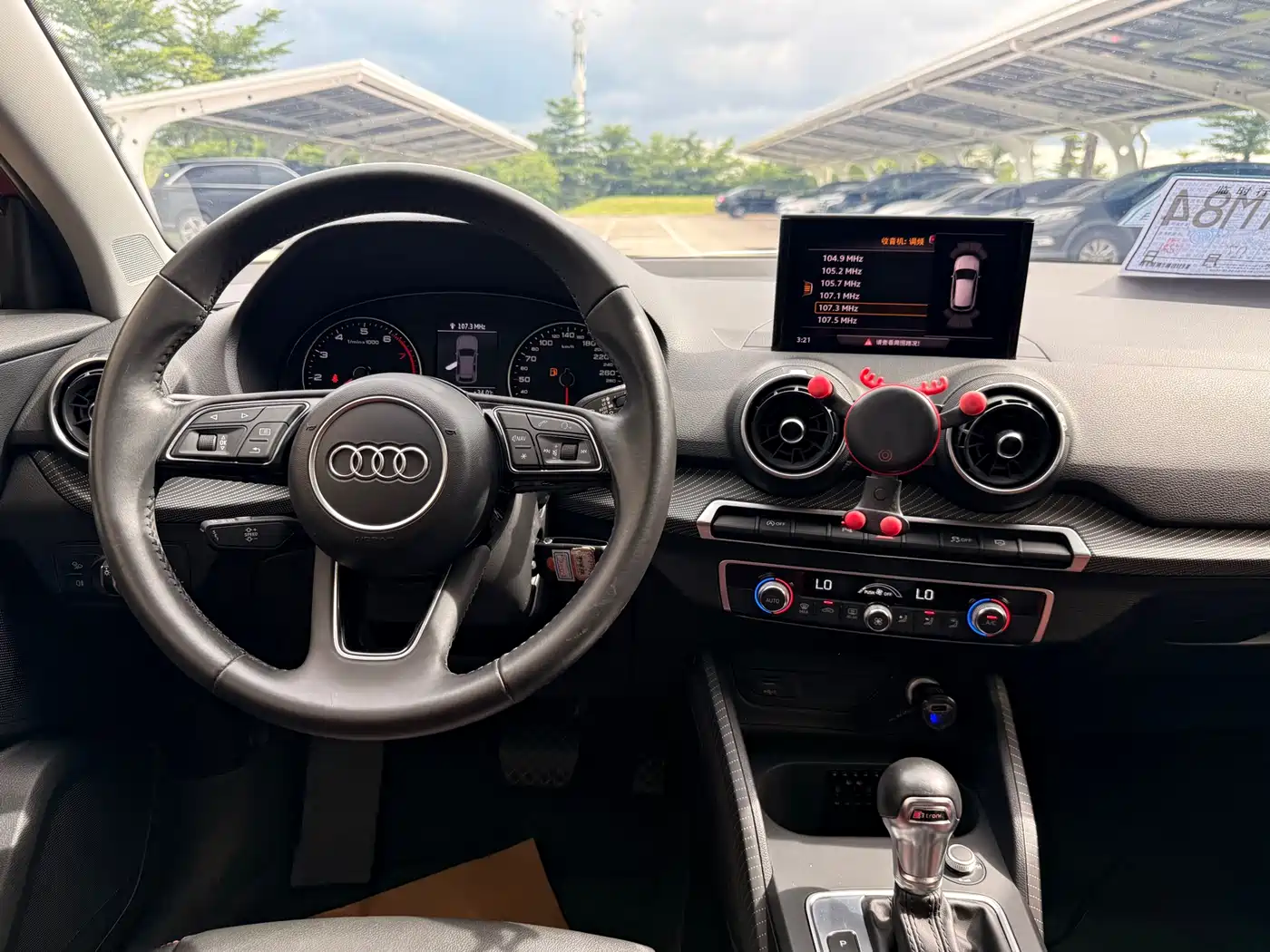 Фото 8 - Audi Q2L