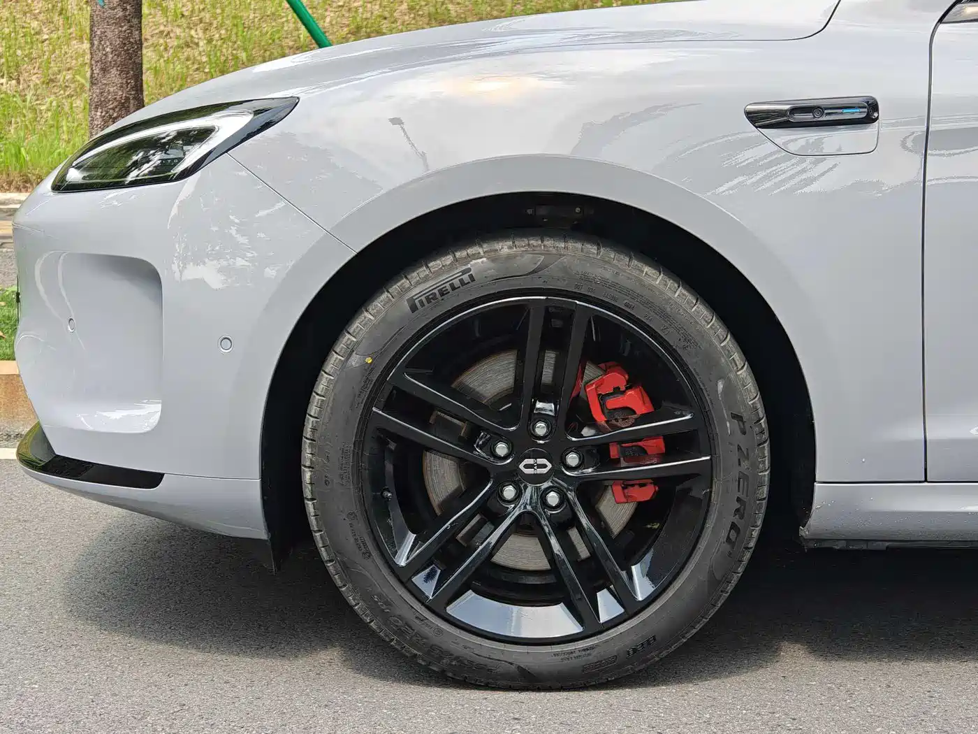 AITO Wenjie AITO M5 2025 Extended Range Ultra AWD фото 6