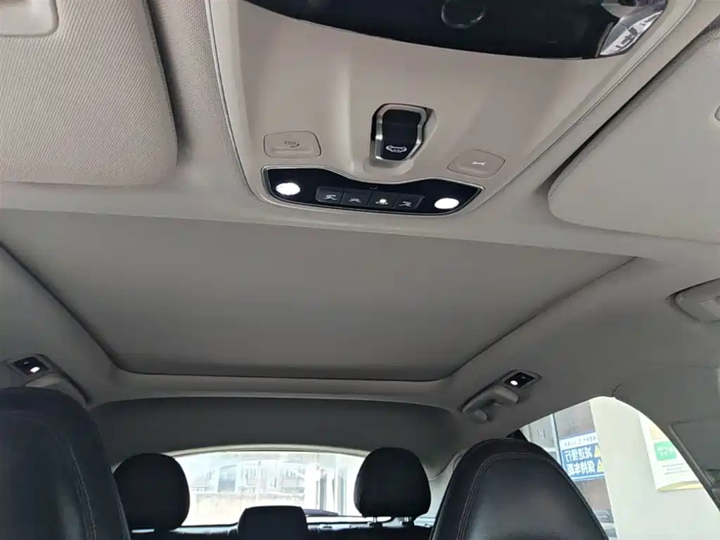 Lynk & Co 02 2019 High Energy Edition 2.0T Automatic 2WD Shine China VI фото 18