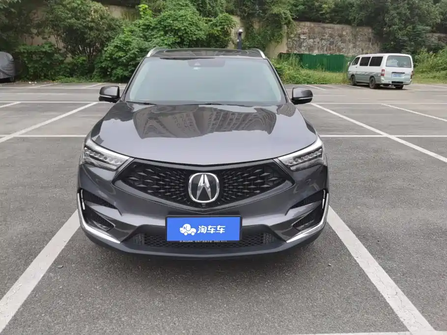 Фото 2 - Acura RDX