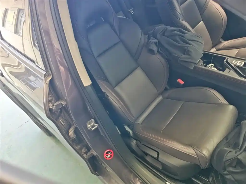 Lynk & Co 02 2019 High Energy Edition 2.0T Automatic 2WD Shine China VI фото 25