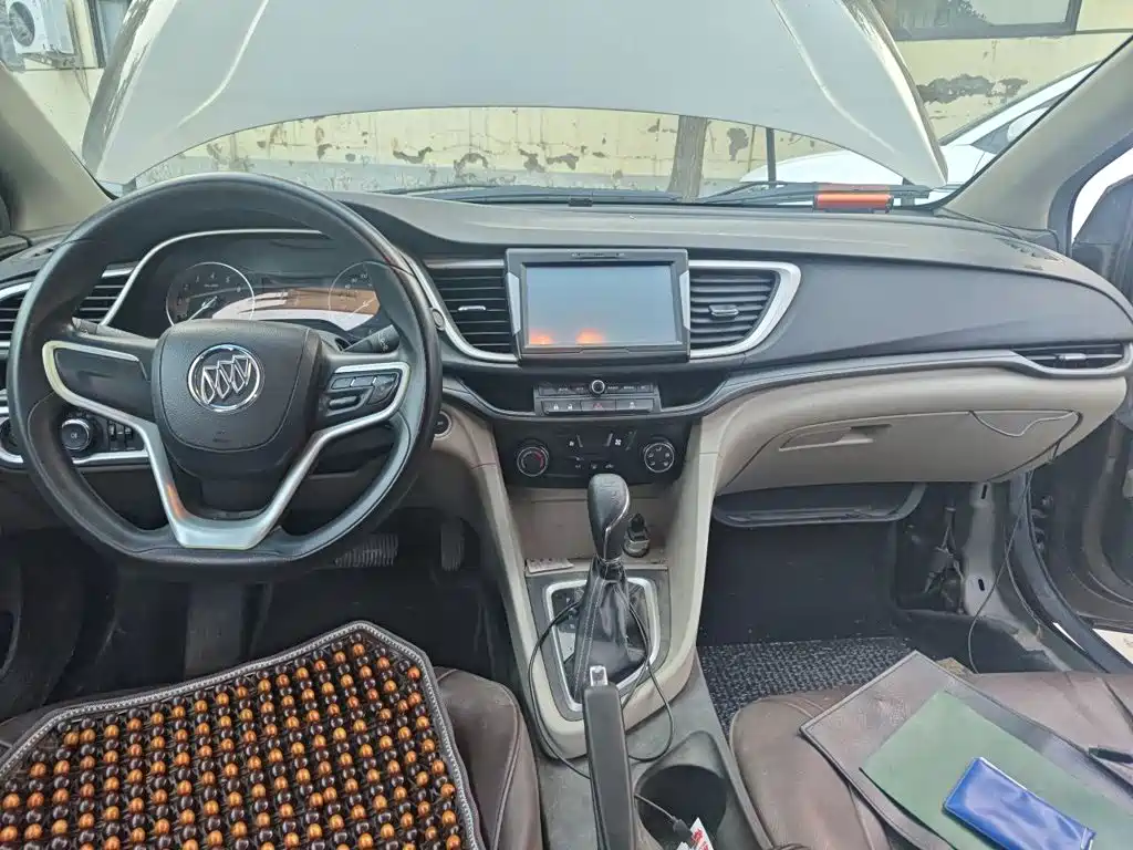 Фото 13 - Buick Excelle
