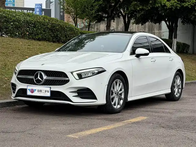 MERCEDES-BENZ A CLASS