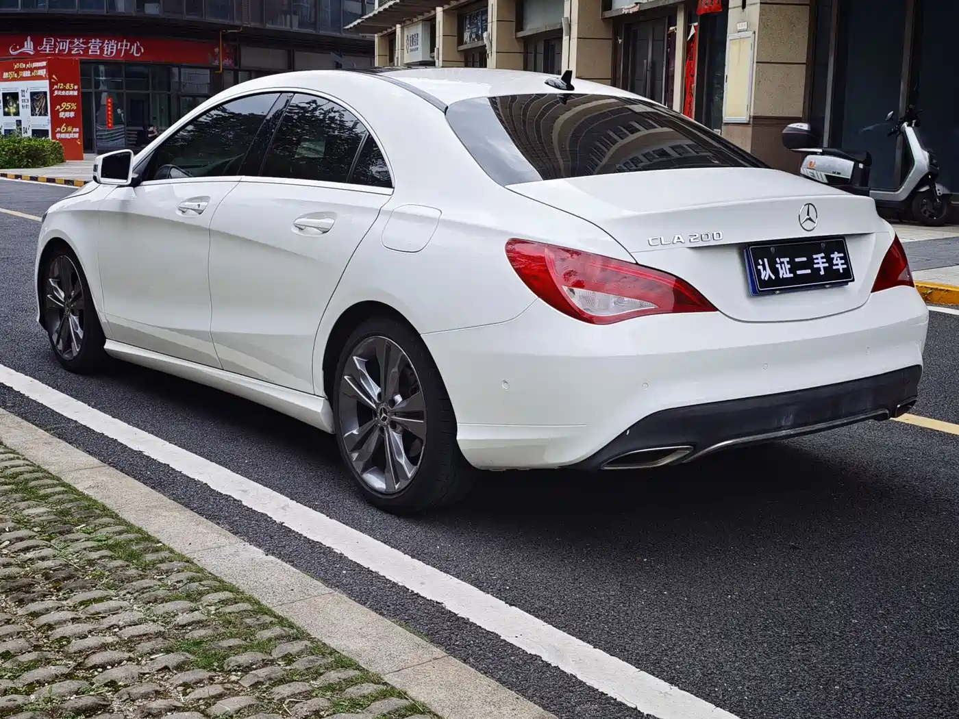 Mercedes-Benz CLA (Import) 2018 CLA 200 Dynamic Edition фото 4