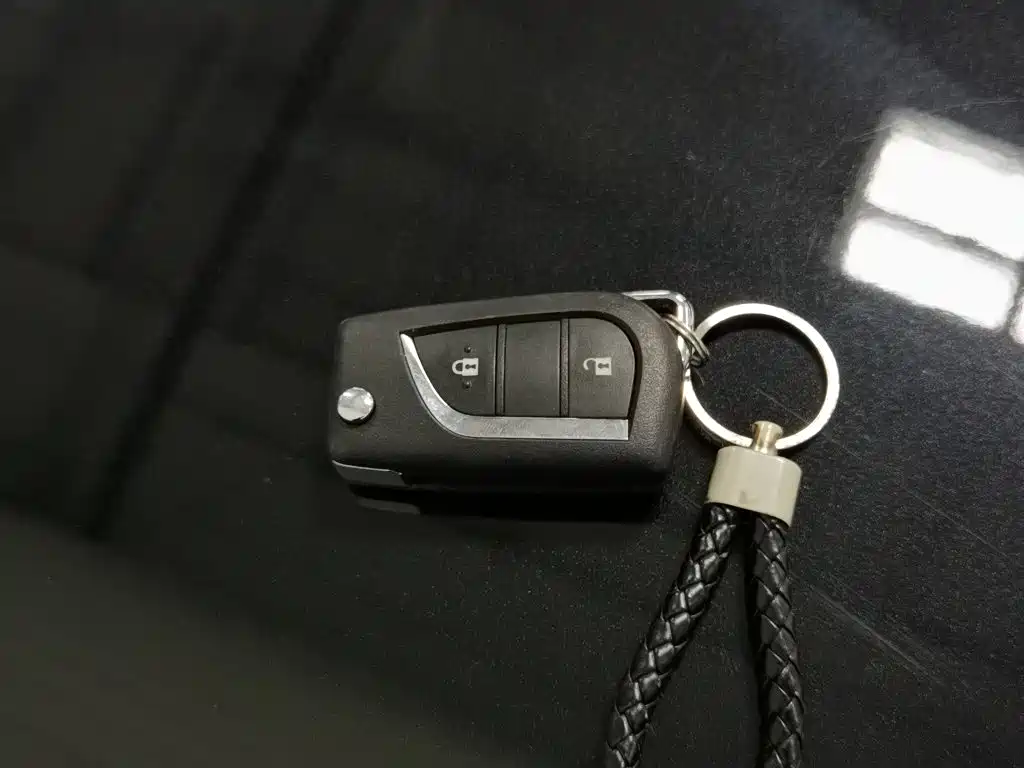 Photo 19 - Toyota Frontlander