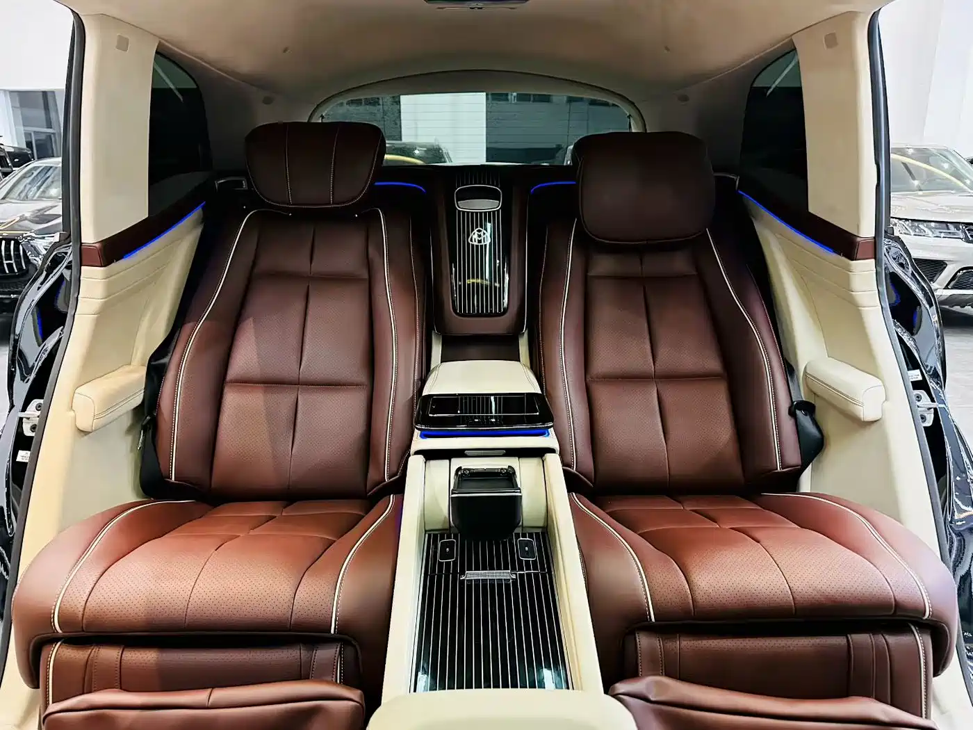 Mercedes-Benz GLS 2022 Second Facelift GLS 450 4MATIC Fashion фото 7