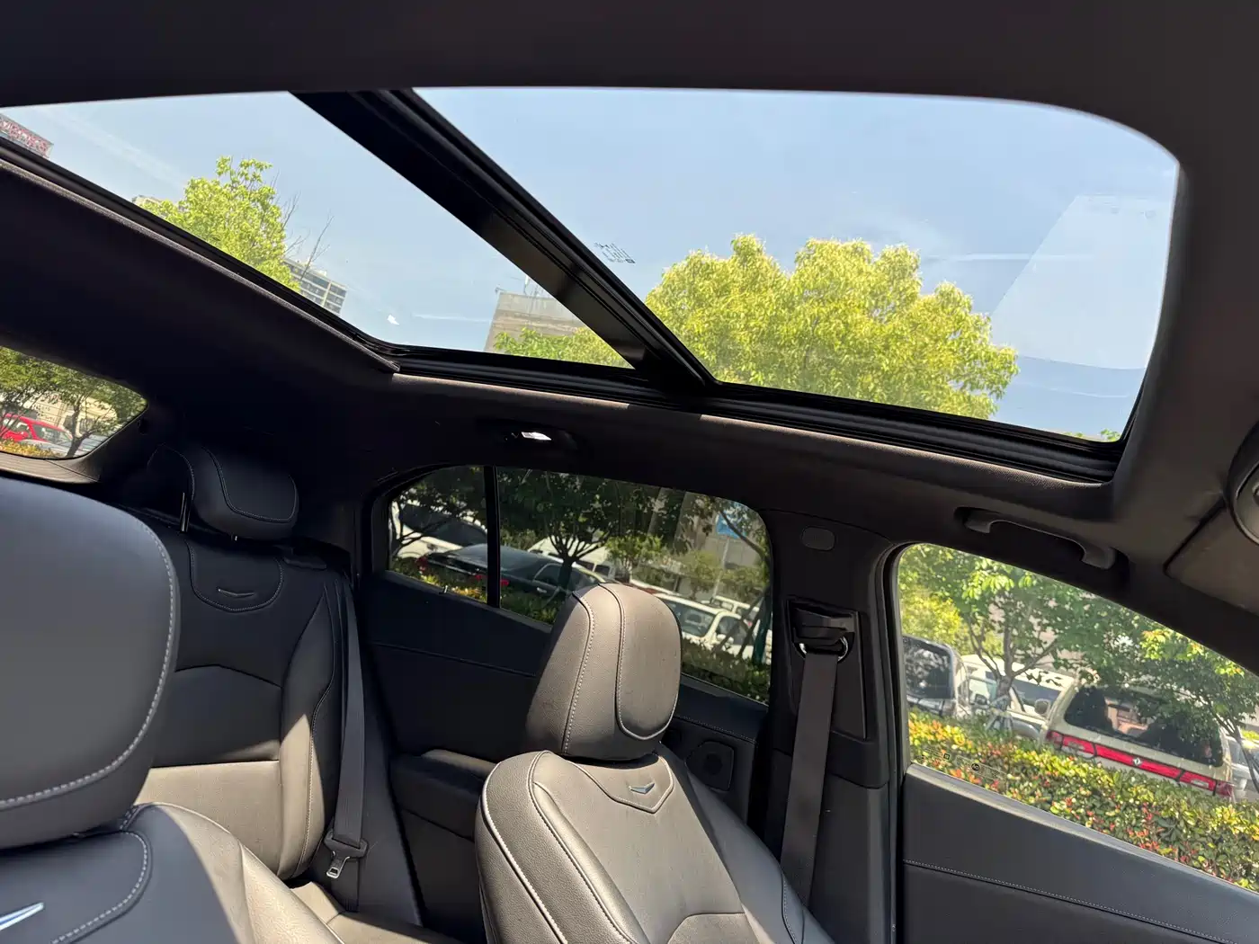Cadillac XT4 2021 28T FWD Premium Edition фото 17