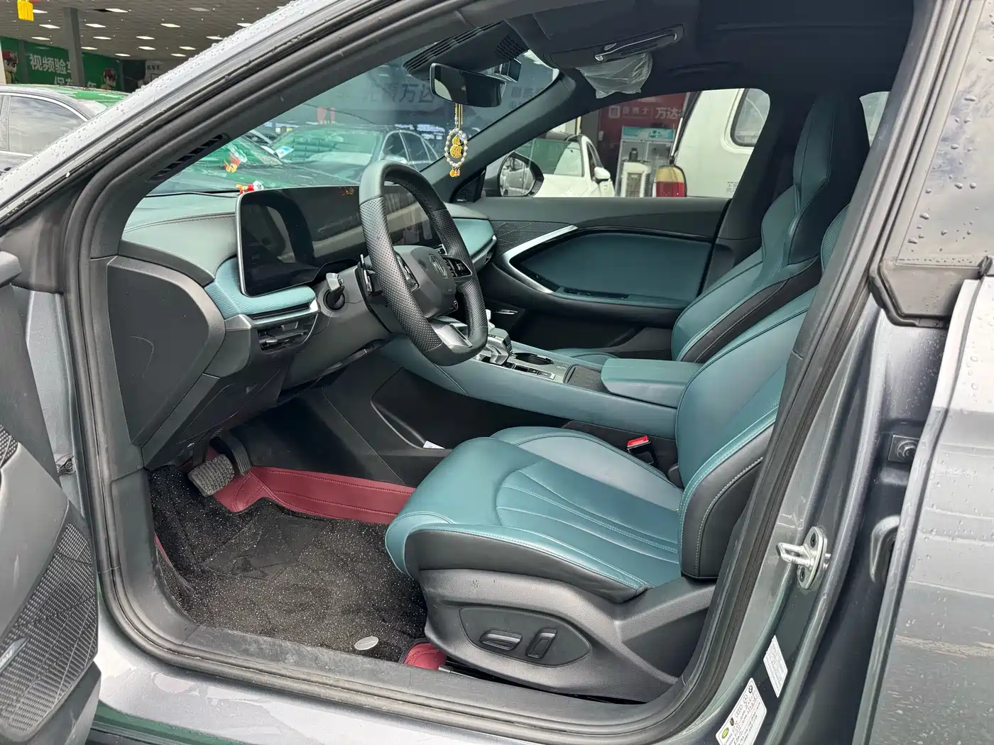 MG MG7 2025 2025 2.0T 405 AT Luxury Edition