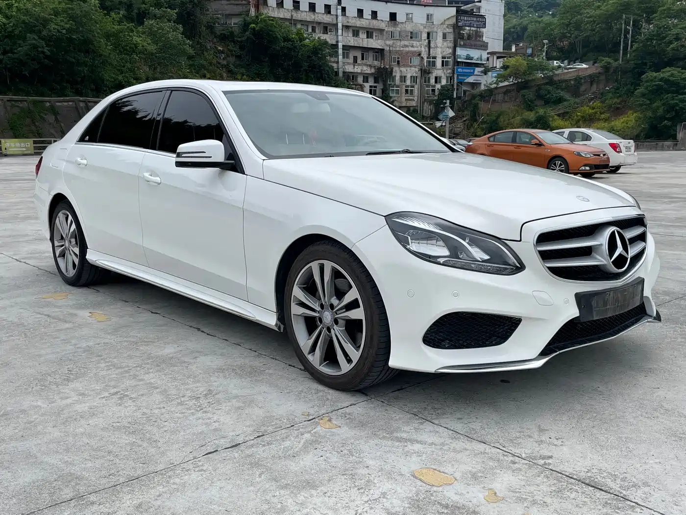 Mercedes-Benz E-Class 2014 Facelift E 260 L Sport фото 3