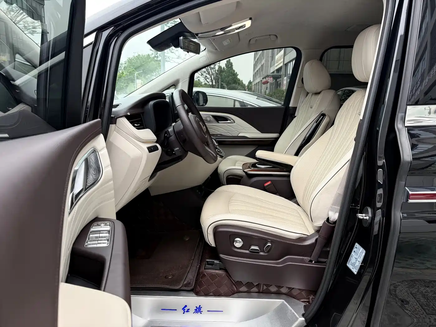 Hongqi HQ9 2023 2.0T Smart Connect Flagship фото 7