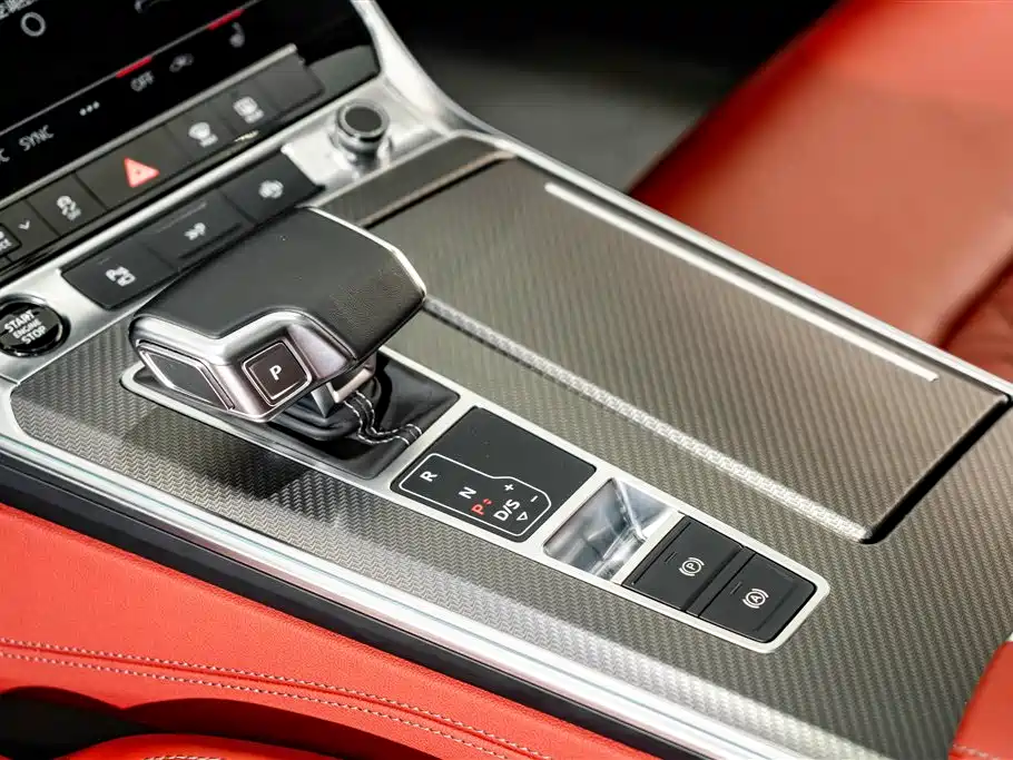 Audi A7L 2024 45 TFSI quattro Black Warrior Edition фото 13