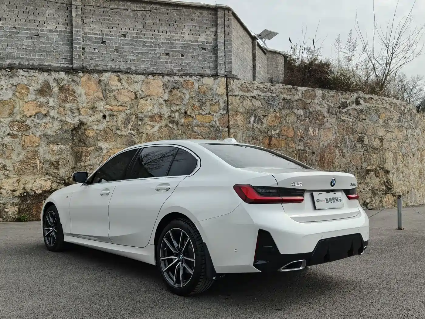 BMW 3-SERIES