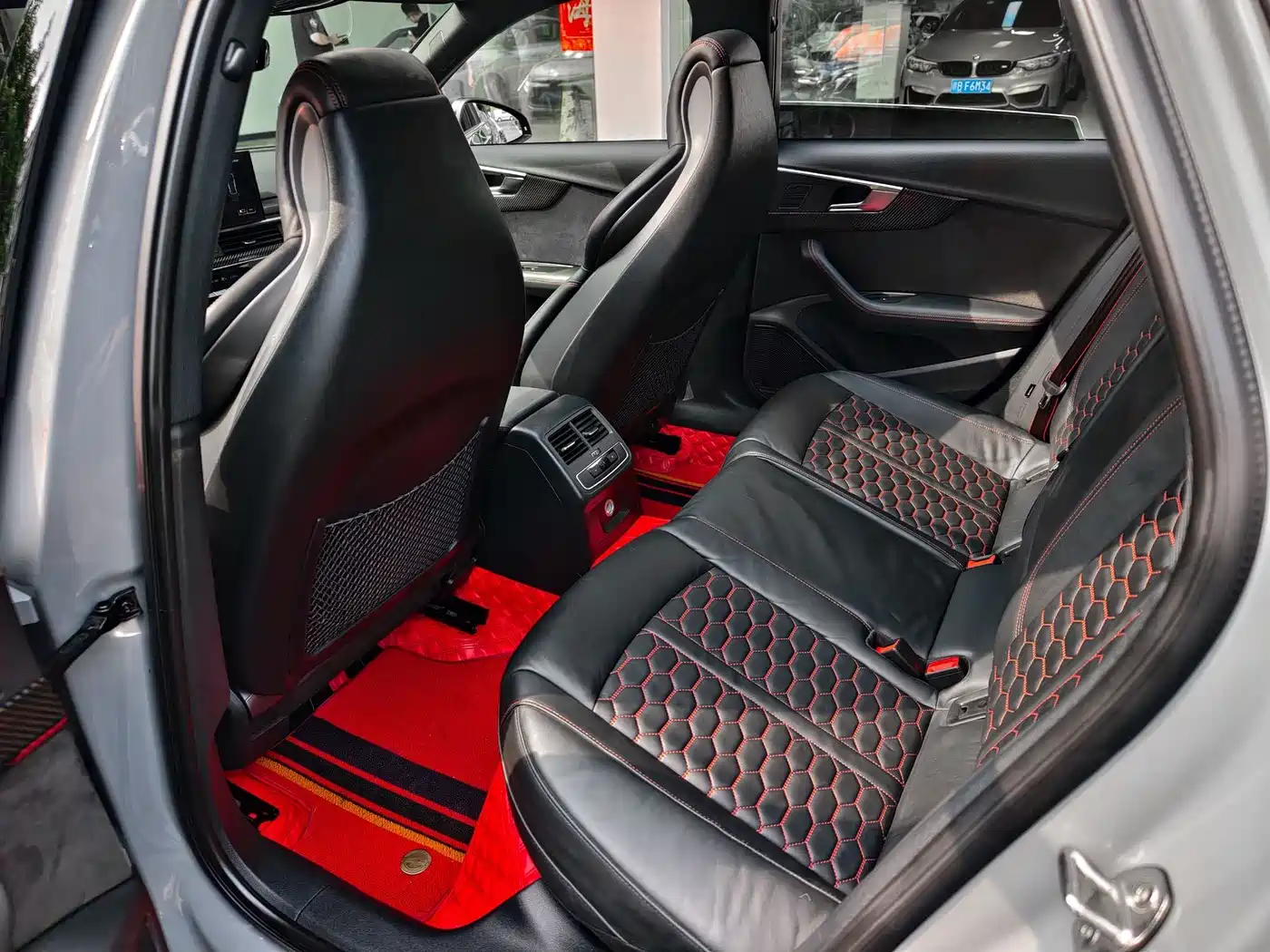 Audi RS 4 2019 RS 4 2.9T Avant фото 7