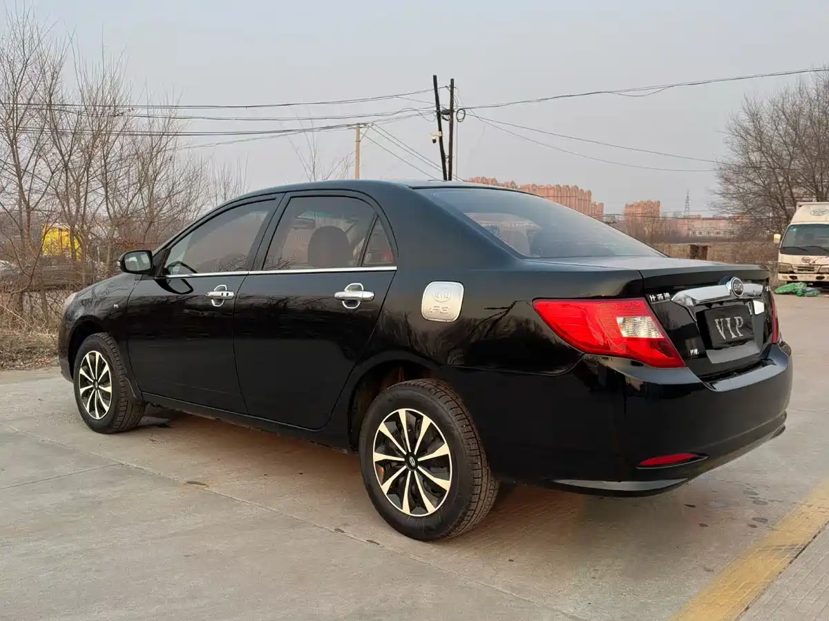 BYD F3 2015 Energy-saving Edition 1.5L Manual Comfort фото 8