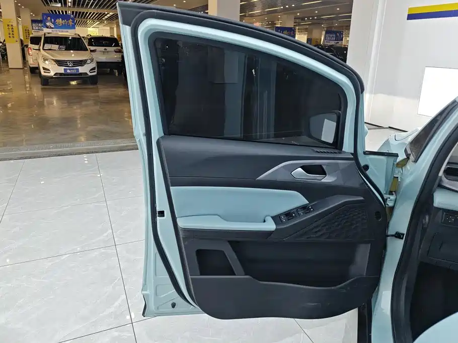 Photo 7 - Geely Geometry E Firefly