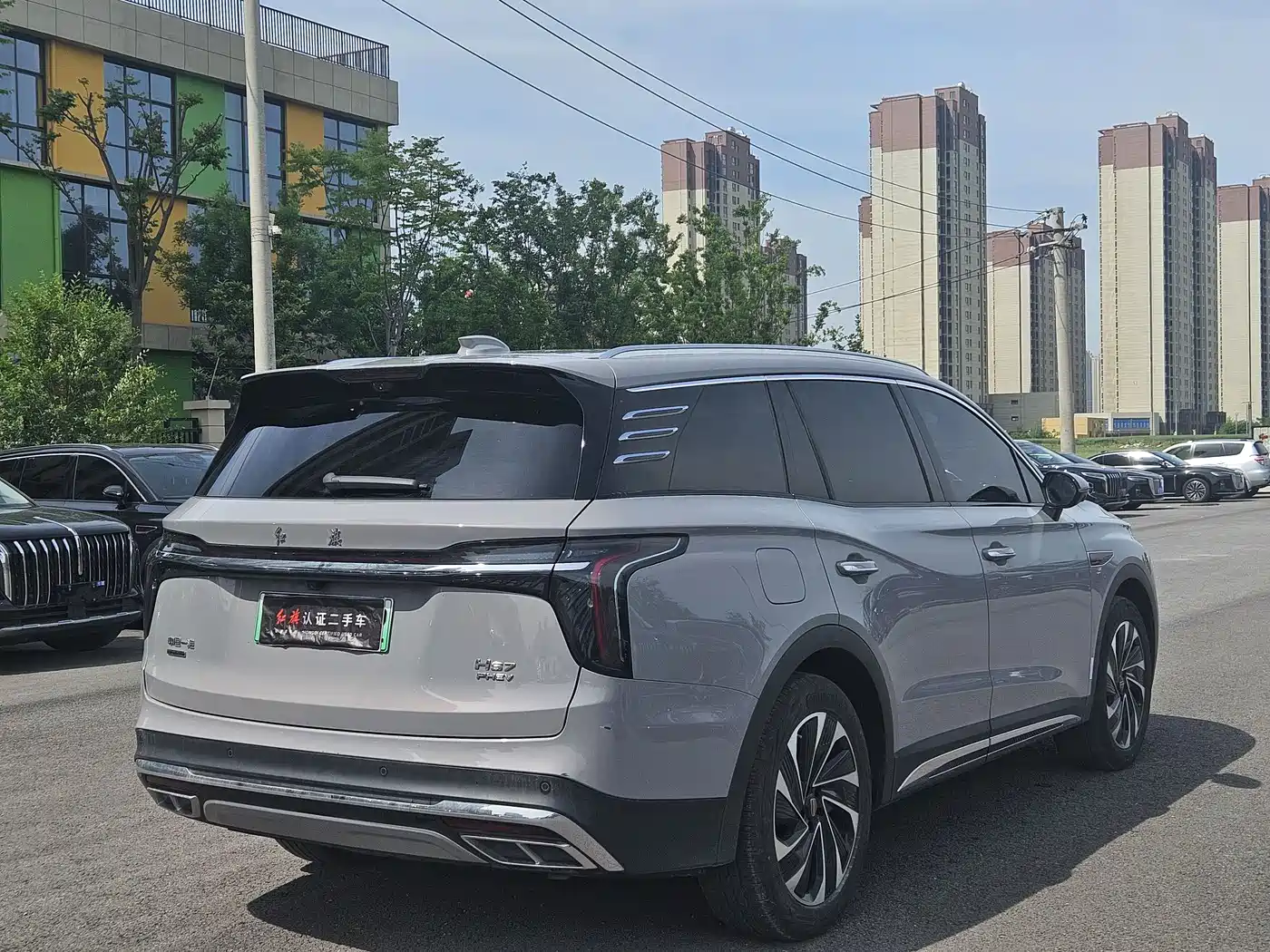 Hongqi HS7 PHEV 2024 2.0T PHEV AWD Flagship 6-Seater фото 5
